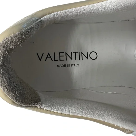 Valentino Women's White and Beige Fresia Low Top Sneakers. Sz:7-8